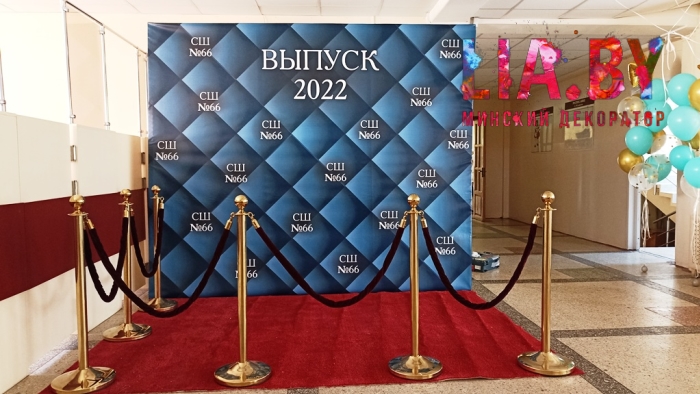 ФОТОЗОНА: Баннер на деревянном каркасе