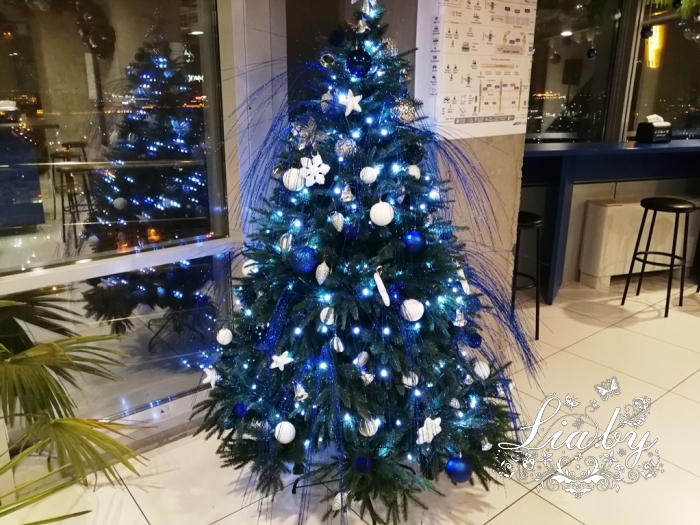 Ель 1,8м реалистик (резиновая густая) — фото 17
