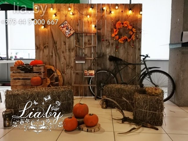 тематическое оформление офиса компании Gismart на halloween, фотозона, украшение ланч зоны, фойе