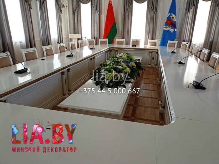 Цветочное оформление Минской городской Ратуш