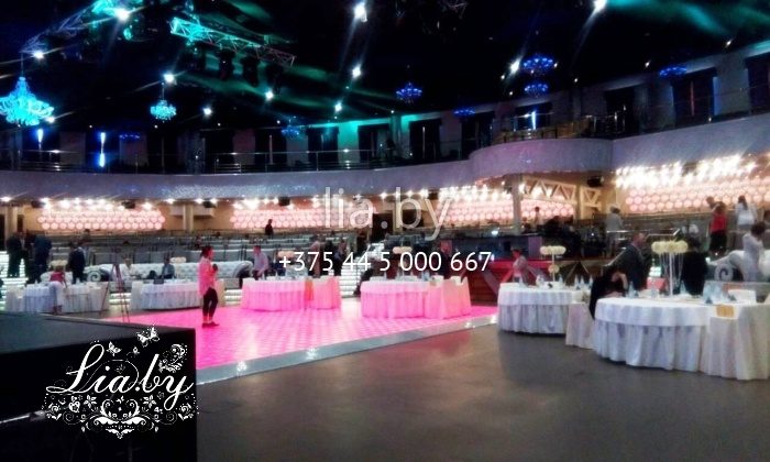 Украшение концертного зала на банкет в Prime Hall